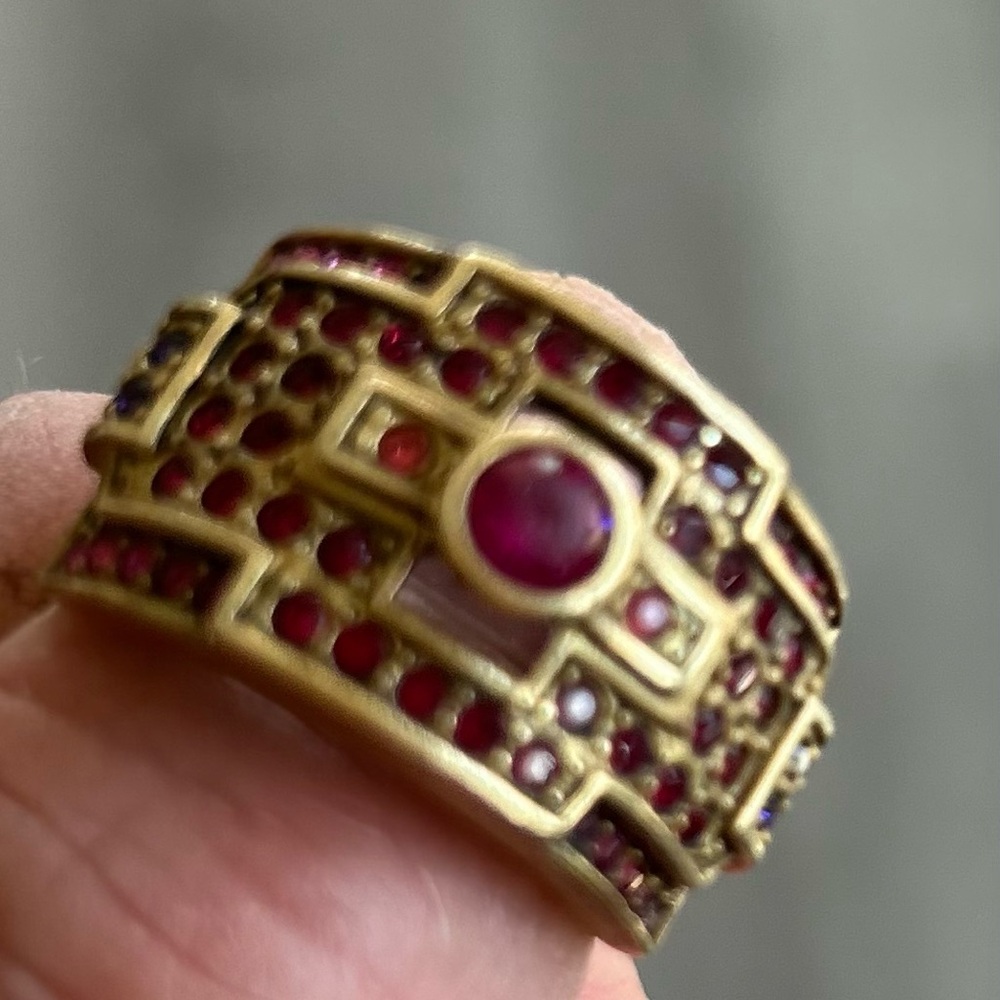 Heidi Daus Gold-Tone Ring with Deep Pink and Purple Accent Stones size 11 - Picture 2 of 4